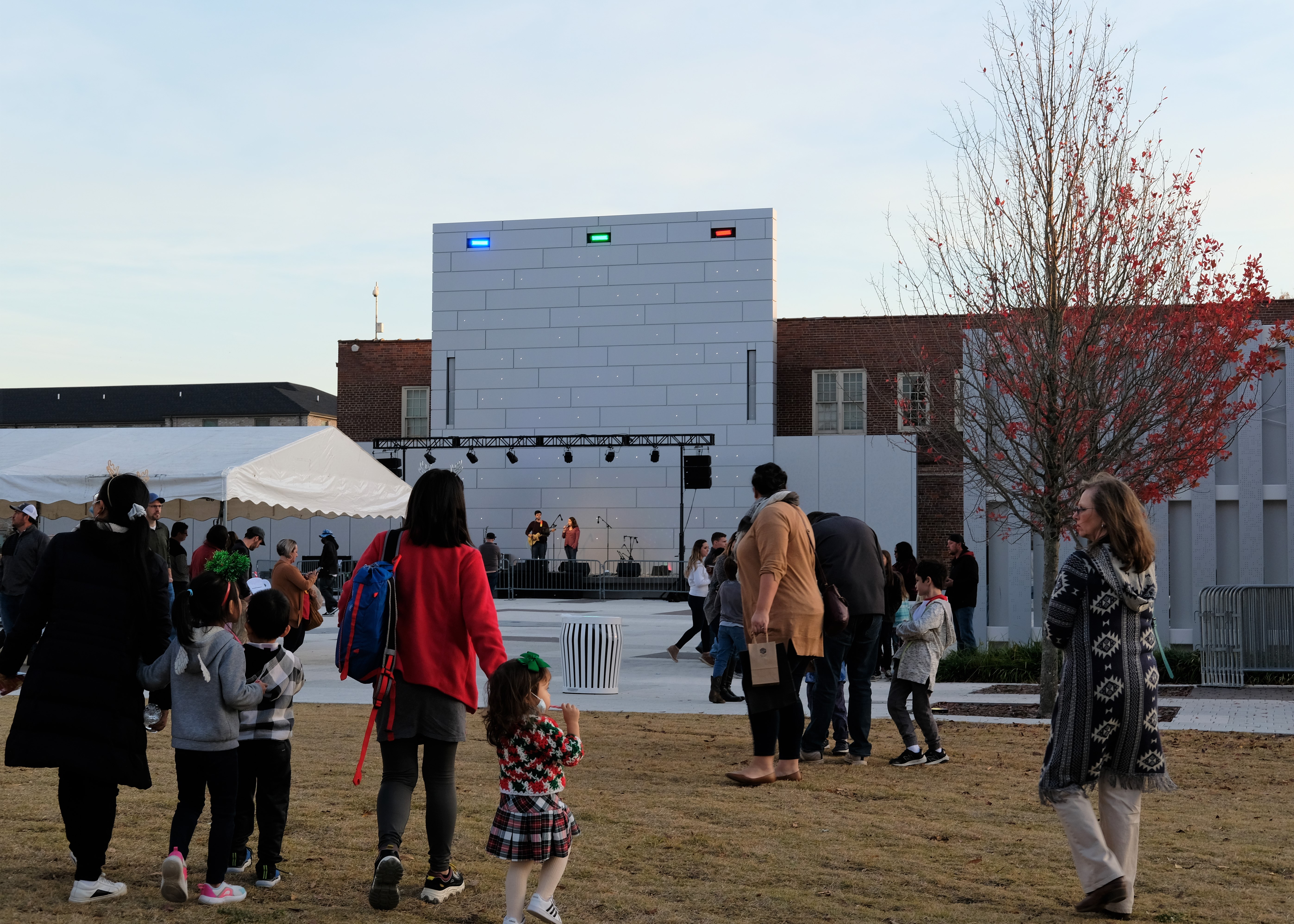 North Little Rock CVB to host “It’s a Wonderful Life” movie night at Argenta Plaza Dec. 19